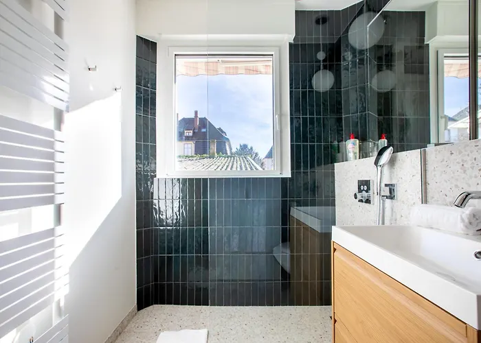 Appartement Le Majestic - Spacieux - Moderne - Proche Centre - Terrasse